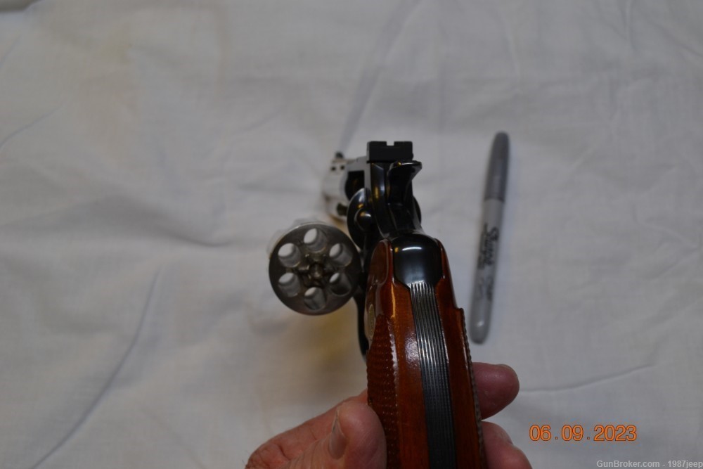 Colt Python, 357 Magnum, Blue and Nickel-img-7