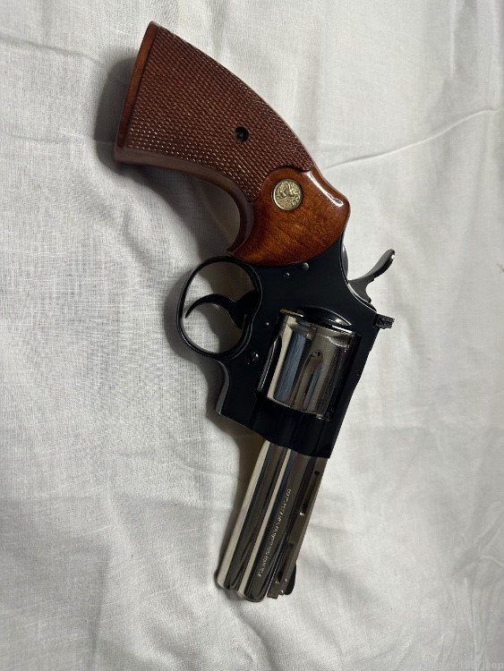 Colt Python, 357 Magnum, Blue and Nickel-img-0