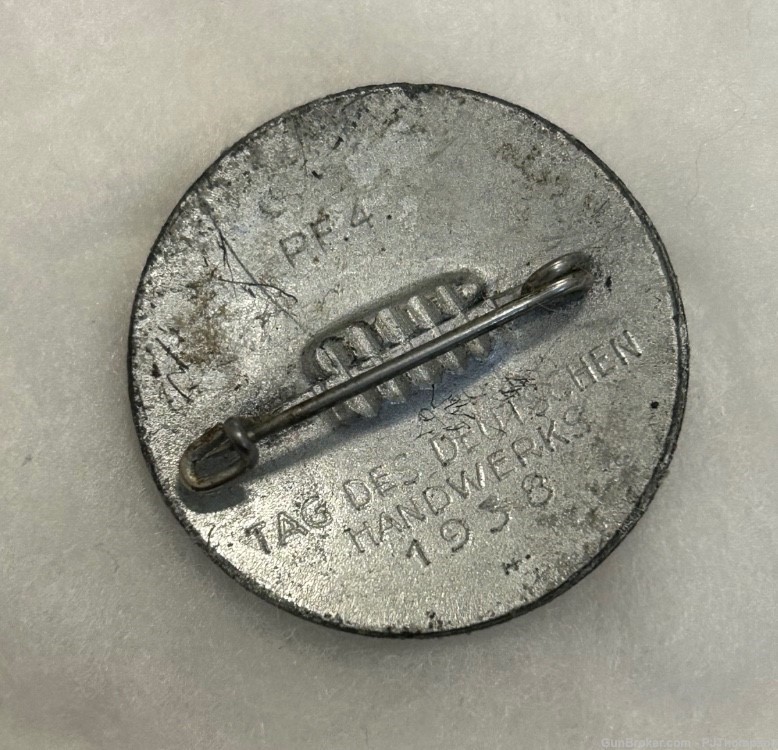 Vintage WW2 German Tag Des Deutschen Handwerks 1938 Pin -img-1