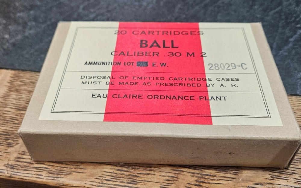Interesting Transitional Box of WWII Eau Claire M2 Ball-img-1