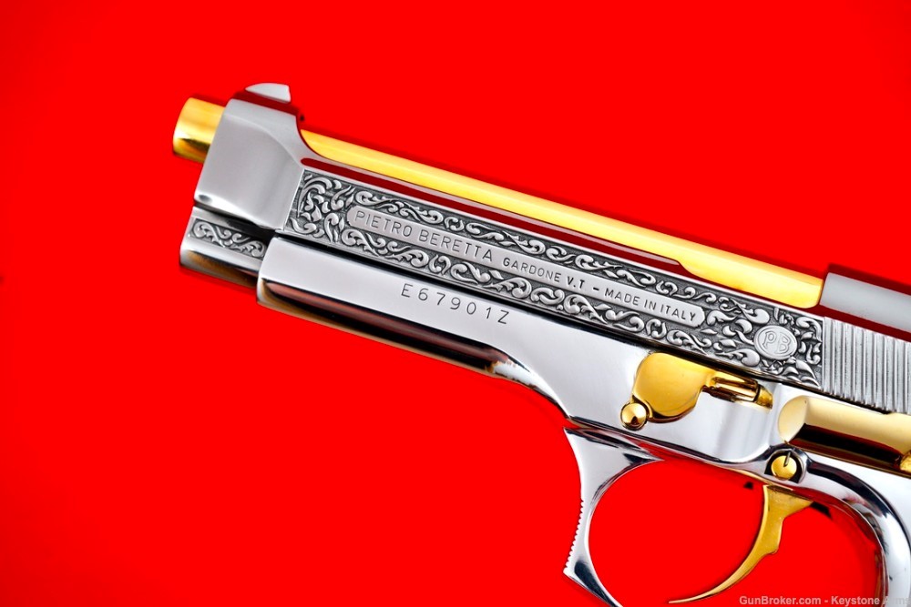 Spectacular Made in Italy Beretta 92FS 9mm Engraved, Gold & Nickel Plated-img-13