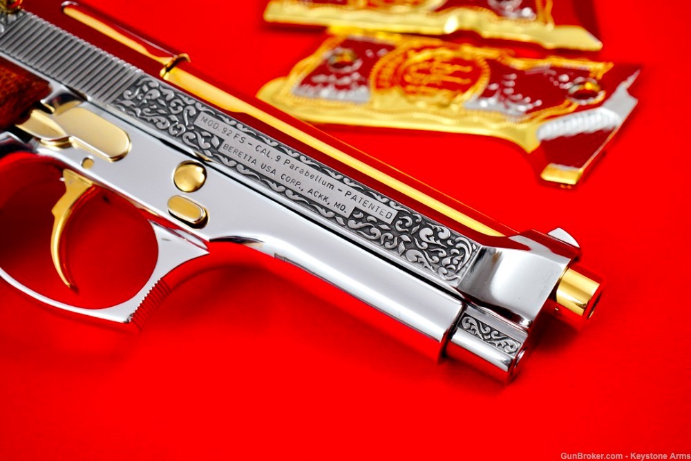 Spectacular Made in Italy Beretta 92FS 9mm Engraved, Gold & Nickel Plated-img-6