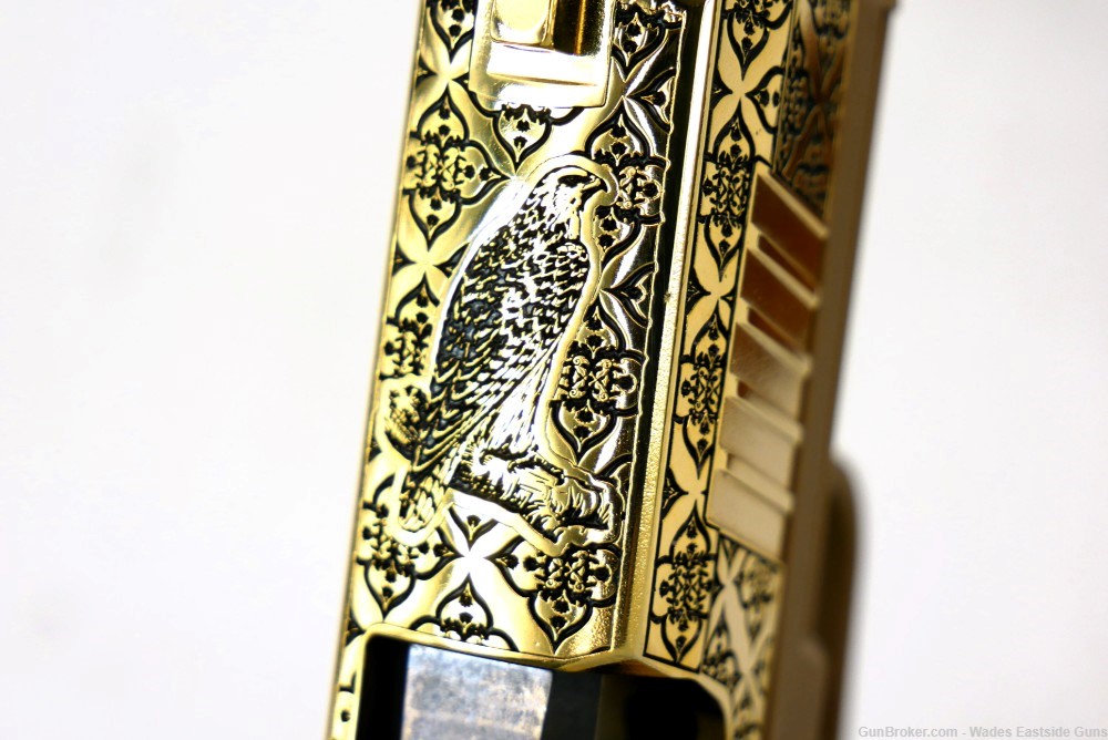 SIG SAUER P365 24K GOLD PLATED AND ENGRAVED "ARABESQUE" DESIGN-img-6