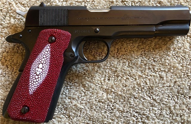 1911 Grips Genuine Red Stingray Skin GRIPS ONLY-img-3
