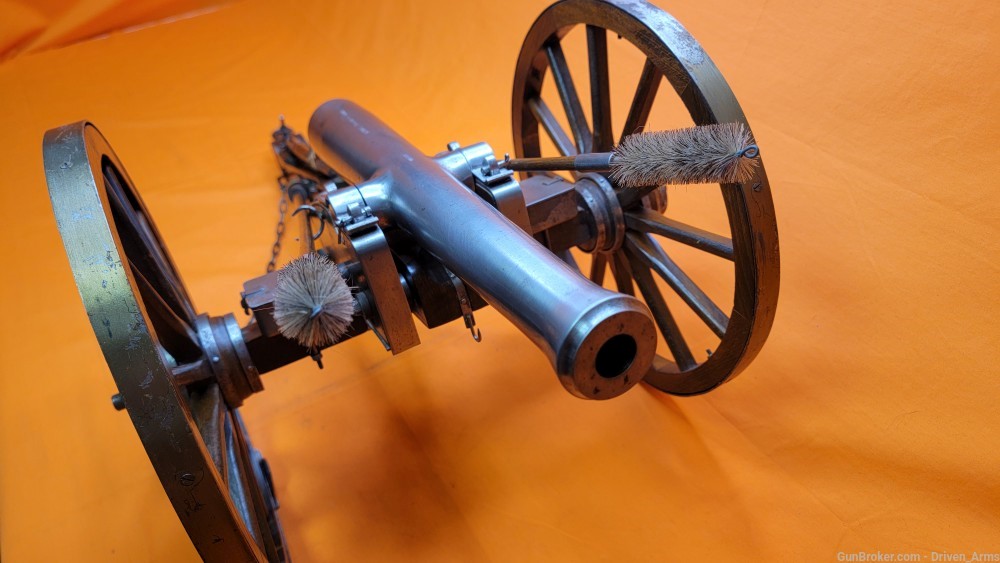 SPANISH 20TH CENTURY SIGNAL CANNON MODEL .69 CAL SMOOTHBORE PIRATE DISPLAY -img-1