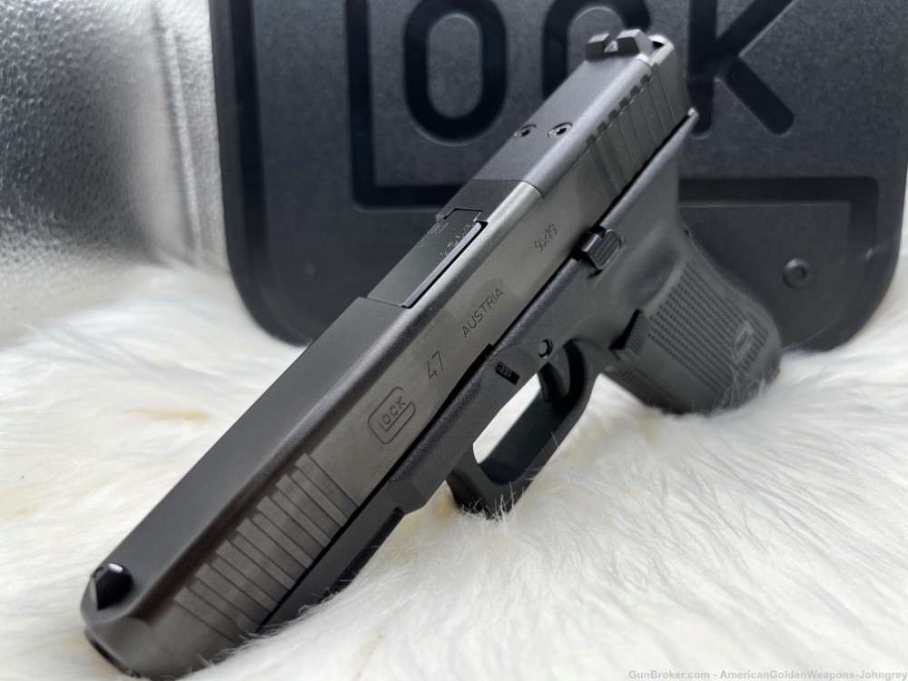 Glock 47 9mm new -img-2