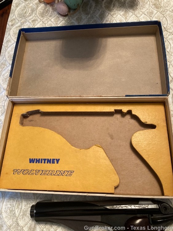 Whitney Wolverine .22 Pistol 98%+ Factory Box +Manual + Book +Warranty 1957-img-13