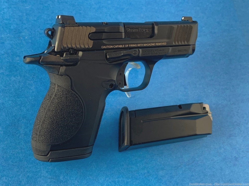 Smith & Wesson CSX 9mm 10/12 Rd - NIB-img-1