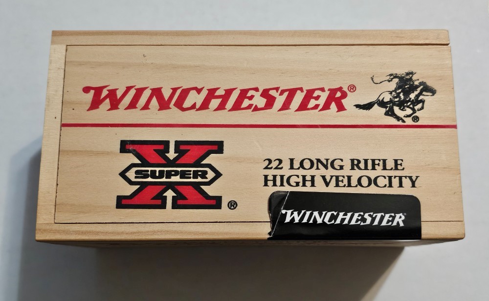 Winchester Limited Edition 22 Long Rifle Wood box -img-0