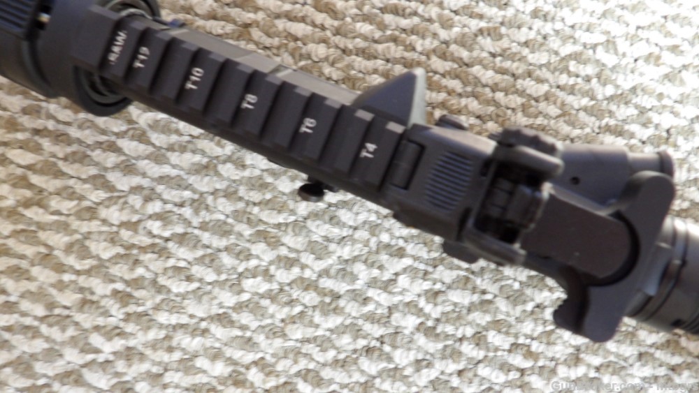 LIKE-NEW Smith & Wesson  S&W M&P15  5.56 NATO 16" Optics Ready    -img-12