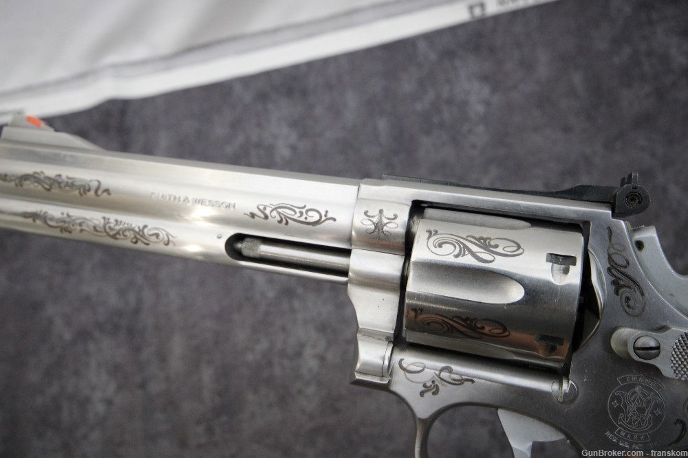 Smith & Wesson Model 686-3 in 357 Mag with 6" Barrel and Class C Engraving-img-14