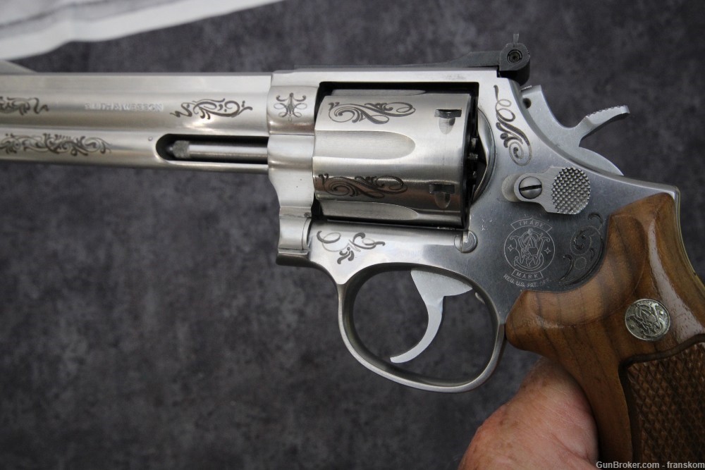 Smith & Wesson Model 686-3 in 357 Mag with 6" Barrel and Class C Engraving-img-13
