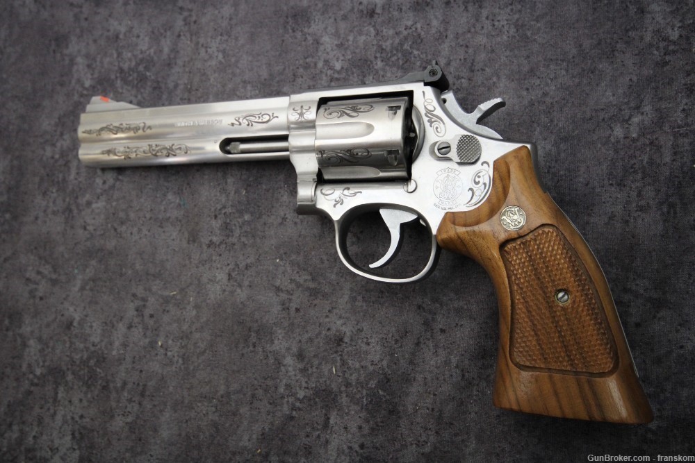 Smith & Wesson Model 686-3 in 357 Mag with 6" Barrel and Class C Engraving-img-0