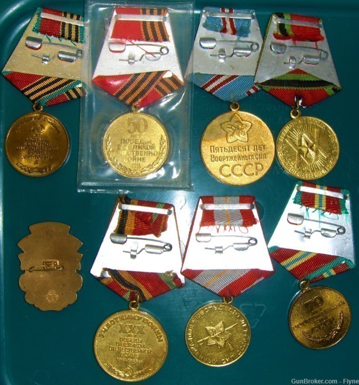 8 Soviet & Ukrainian medals awarded to veteran of WWII Cherniy Dmitry-img-5