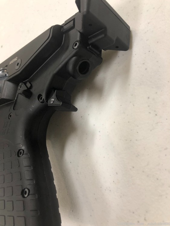 New KelTec P50 5.7x28mm semi auto pistol-img-5