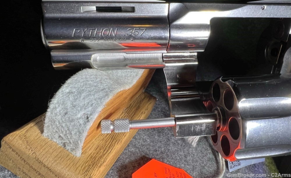 Colt Python .357 Mag New In Box - Blemish-img-9