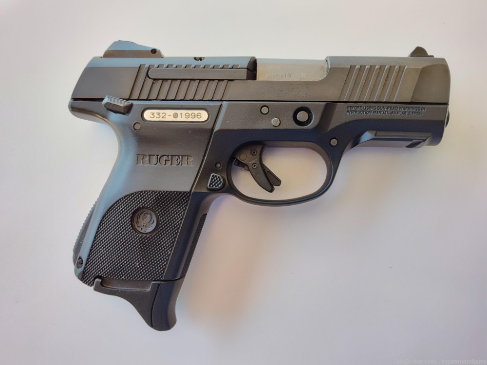 Ruger SR9C 9mm Pistol with Case and Extra Mag-img-1