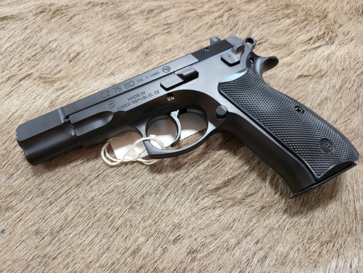 CZ-USA CZ 75 B 9mm Luger Caliber with 4.60"-img-0
