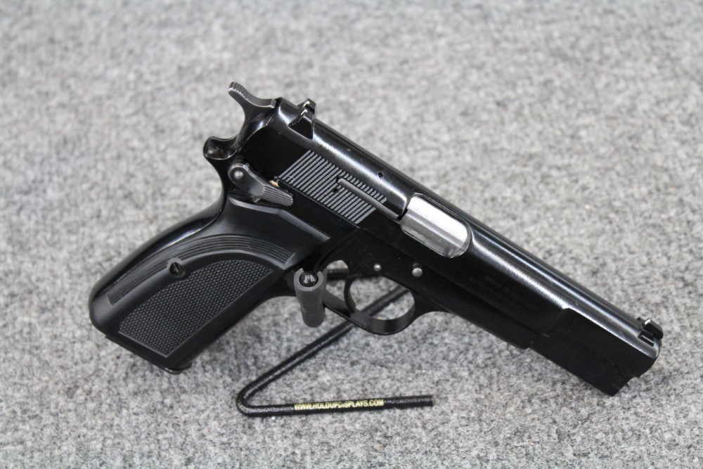Browning Hi-Power Single Action Pistol w/ Case & 3 Magazines (Used)-img-4