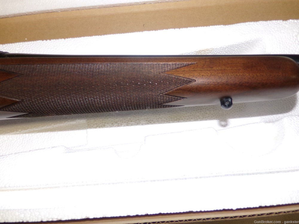 Beautiful Remington 700 Classic in 8mm Mauser. Beautiful Wood Born in 2004-img-5