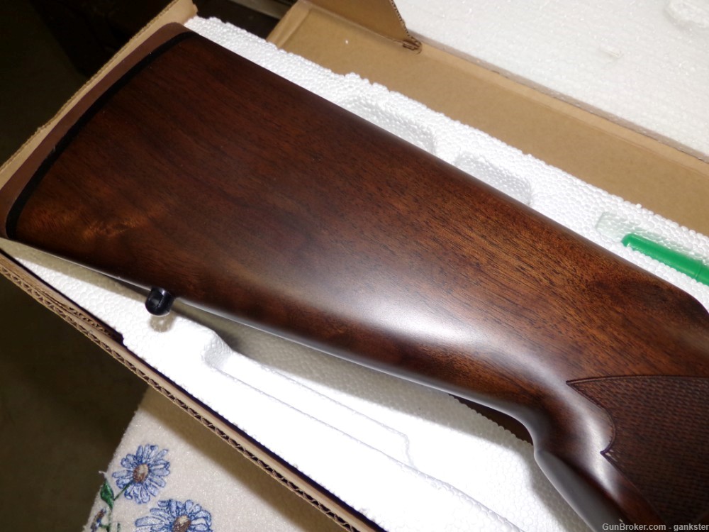 Beautiful Remington 700 Classic in 8mm Mauser. Beautiful Wood Born in 2004-img-3