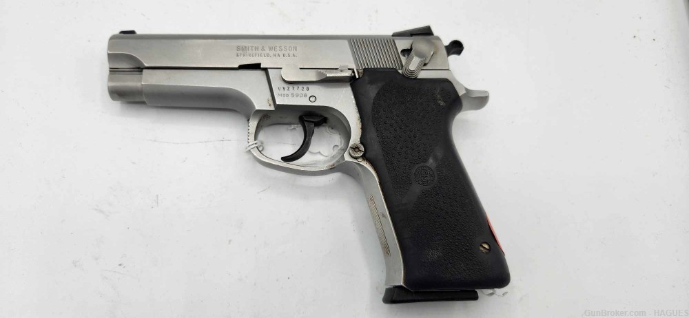 Pre Owned: Smith & Wesson Model 5906 - 9mm Pistol - 10 Round Mag-img-0