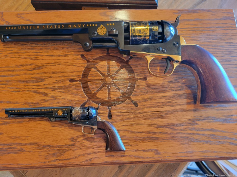 United States Historical Society Navy 1860 Revolver / Miniature Colt -img-0