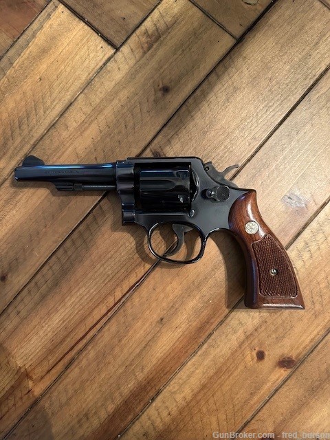 Smith & Wesson Model 10-7 38 Special-img-0
