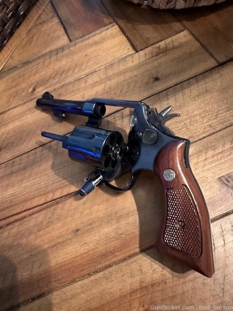 Smith & Wesson Model 10-7 38 Special-img-2