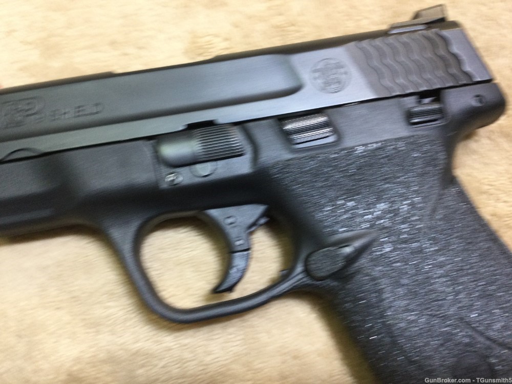 SMITH & WESSON M&P 9 SHIELD in .9 mm Cal. w/IWB HOLSTER-img-4