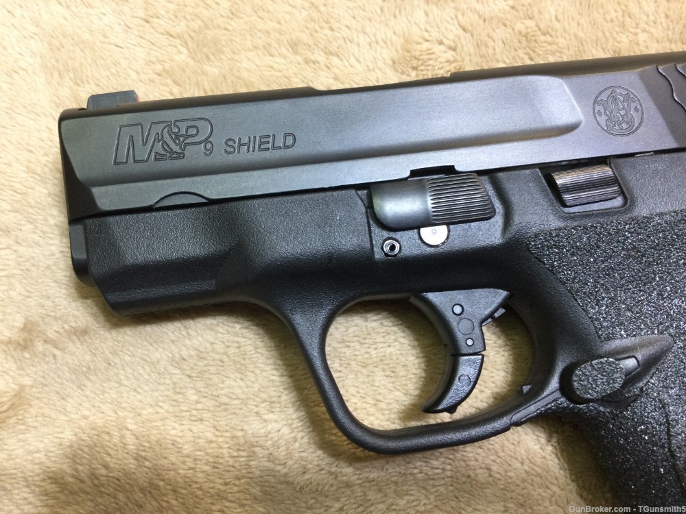 SMITH & WESSON M&P 9 SHIELD in .9 mm Cal. w/IWB HOLSTER-img-5