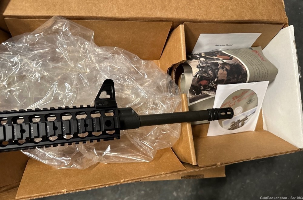 New old stock unfired LMT CQB16 5.56 AR15 with Sopmod-img-4
