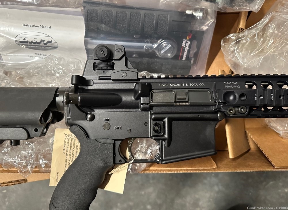 New old stock unfired LMT CQB16 5.56 AR15 with Sopmod-img-2