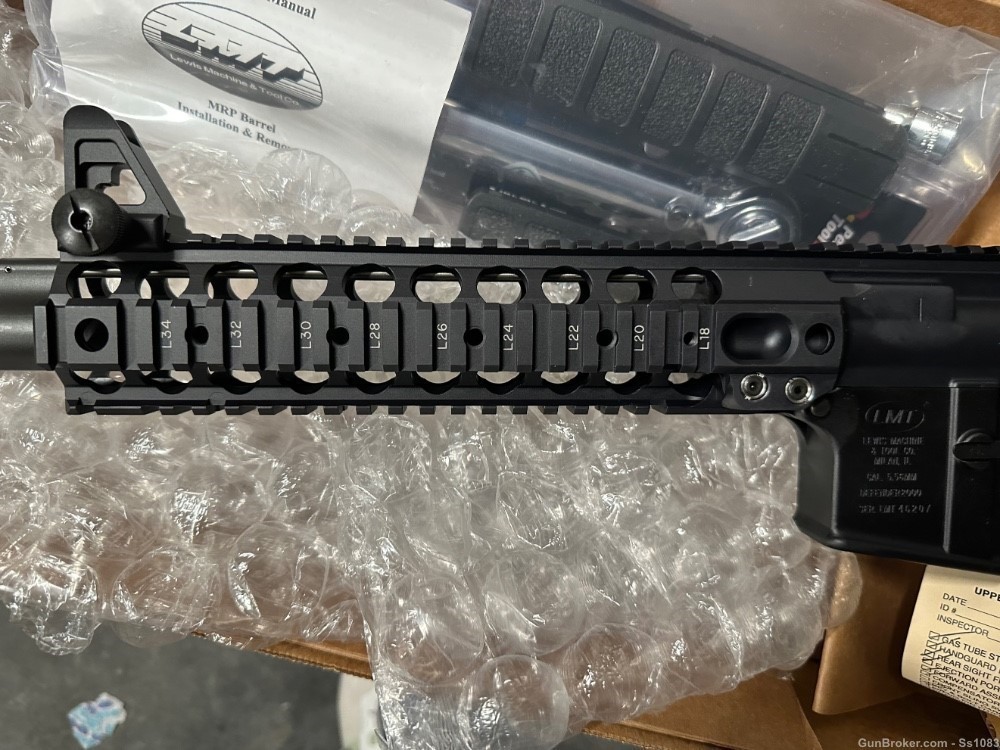 New old stock unfired LMT CQB16 5.56 AR15 with Sopmod-img-7