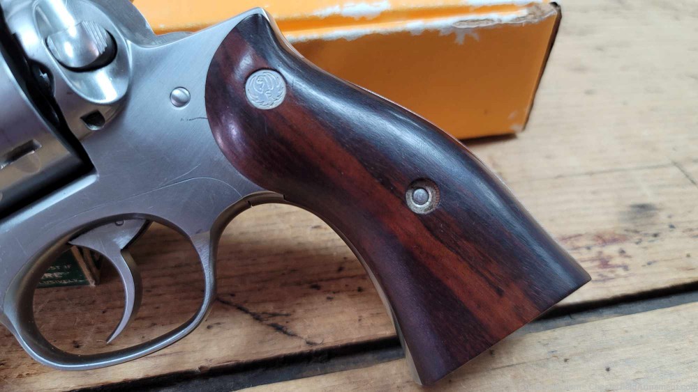 Ruger Redhawk 44 Magnum double action revolver 1985 mfg.-img-31