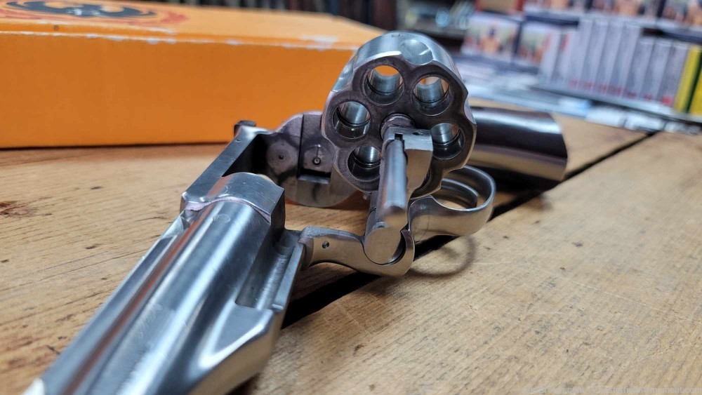 Ruger Redhawk 44 Magnum double action revolver 1985 mfg.-img-36
