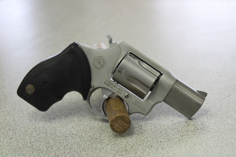 TAURUS MODEL 85 ULTRA LITE 38 SPECIAL UNFIRED .38-img-1