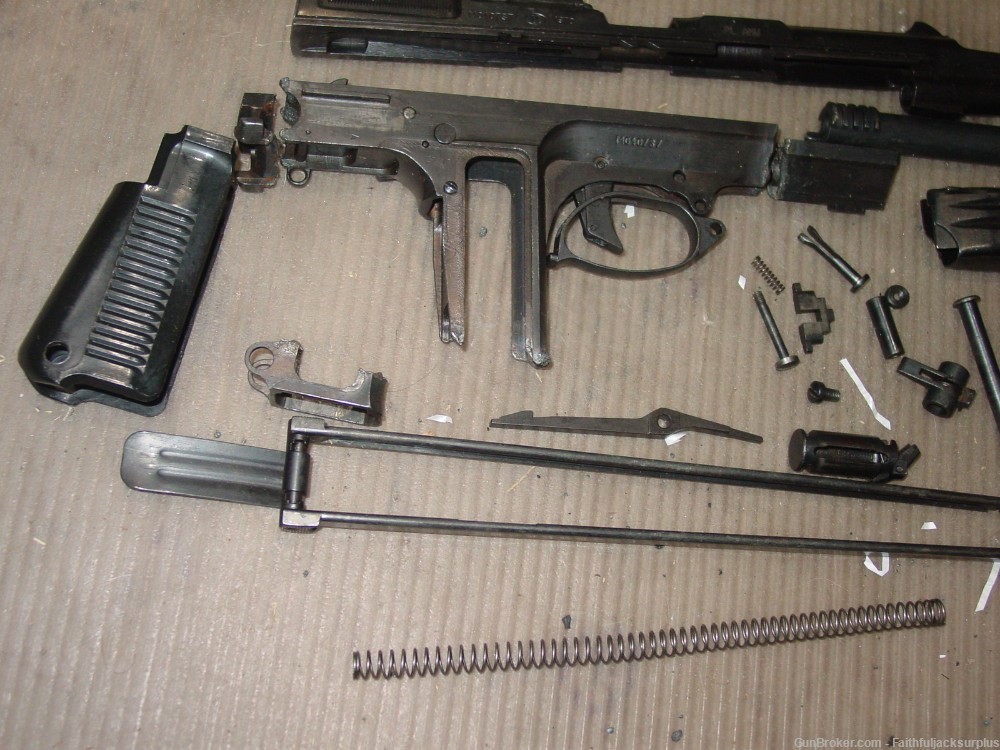 Pm63 PM 63 RAK Polish Parts Kit w/ Barrel & Magazine Machine Pistol-img-5