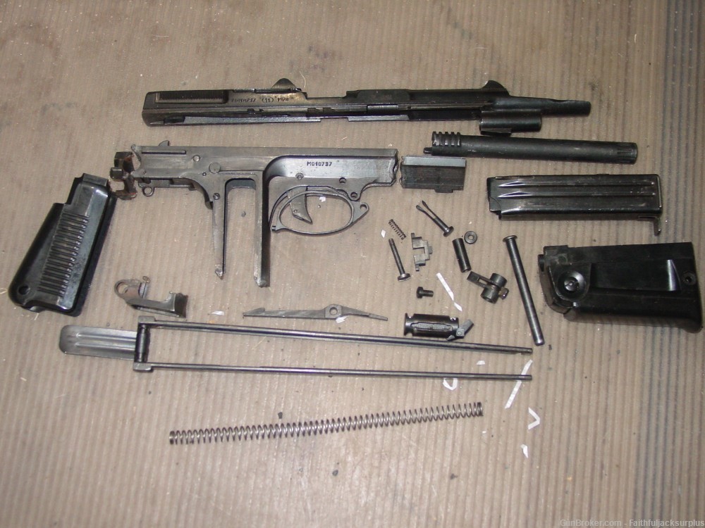 Pm63 PM 63 RAK Polish Parts Kit w/ Barrel & Magazine Machine Pistol-img-0