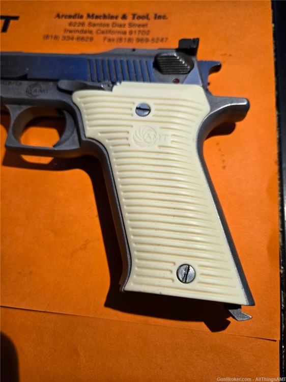 AMT/iAi Automag II Auto mag 2 handgun grips 22 magnum -New w/logo-img-4