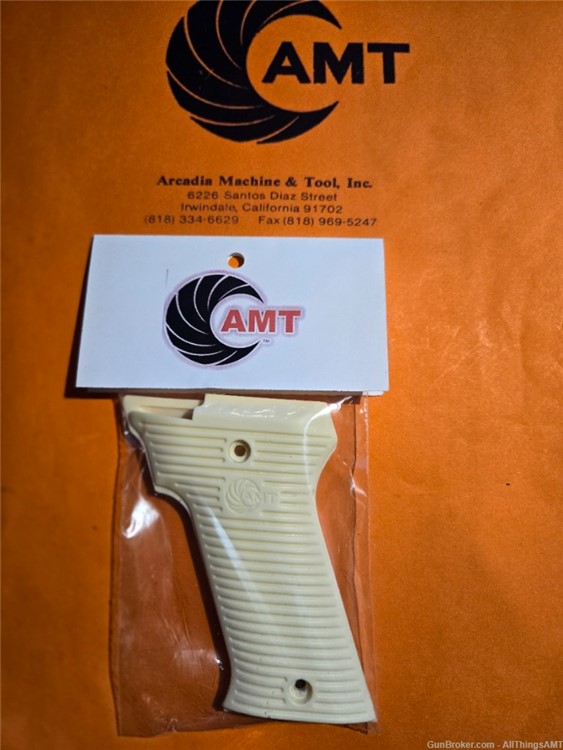 AMT/iAi Automag II Auto mag 2 handgun grips 22 magnum -New w/logo-img-0