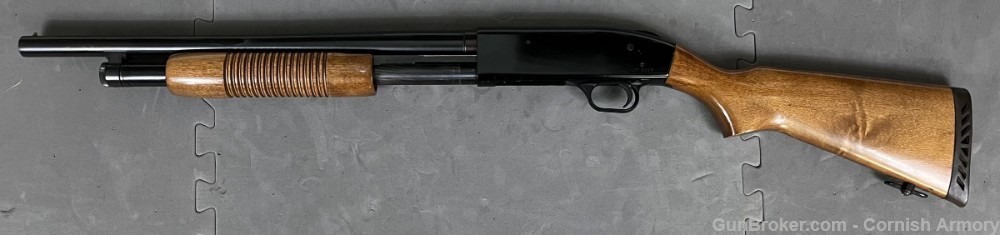 Mossberg 500A 12 gauge pump shotgun 18" cylinder Nice wood stocks 3" mag-img-1