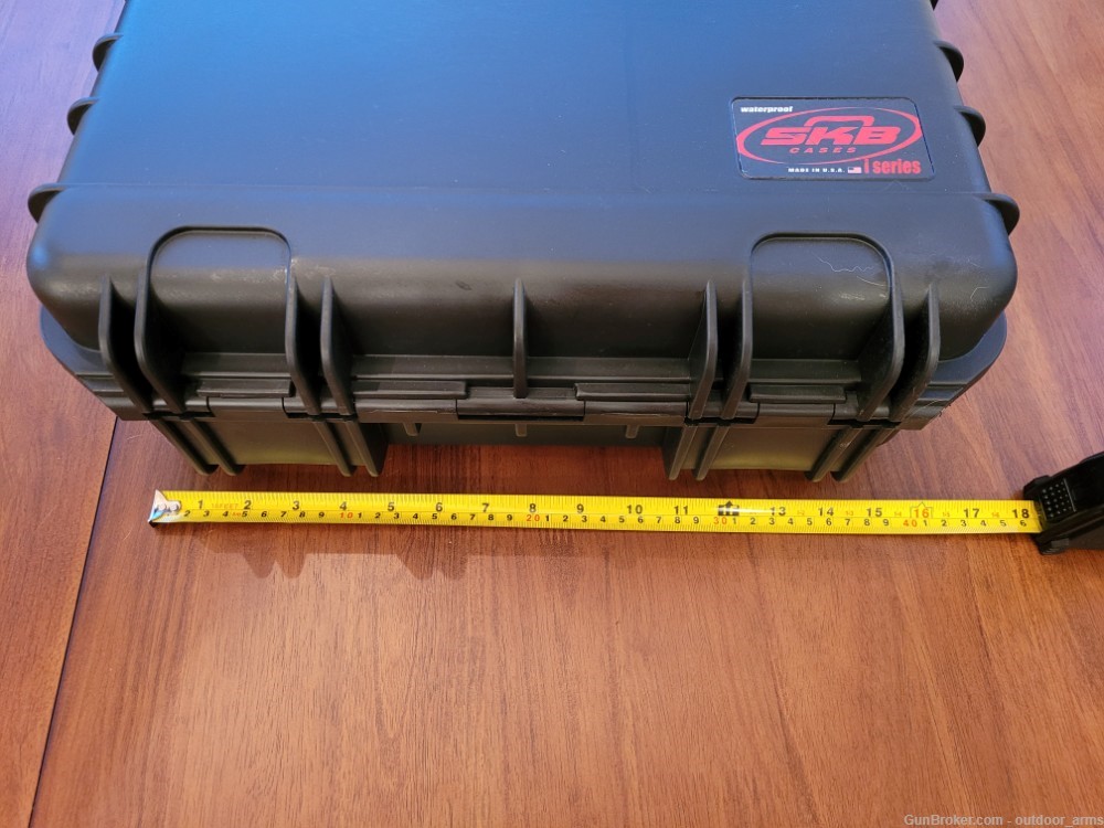 SKB 1610 Foam Case (Model: 3i-1610-5B-E) - BRAND NEW-img-4