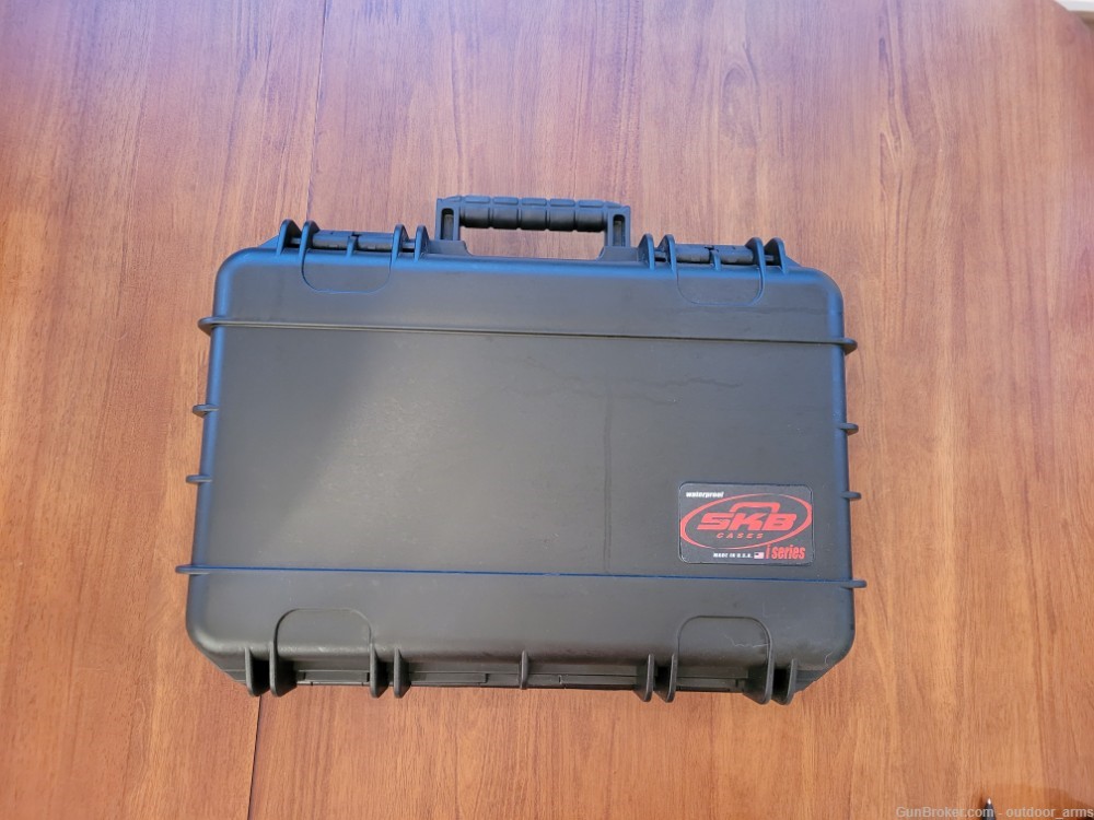 SKB 1610 Foam Case (Model: 3i-1610-5B-E) - BRAND NEW-img-0
