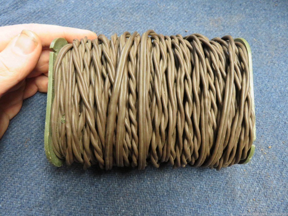 US MILITARY ROLL OF WIRE FOR CLAYMORE MINE-ORIGINAL-NICE CONDITION-img-1