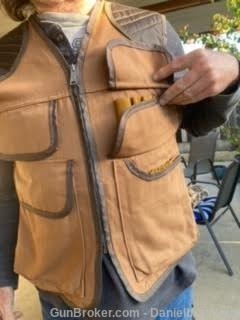 Deluxe Hunting Vest, Saf T Bak in size Large, Used good condition-img-0