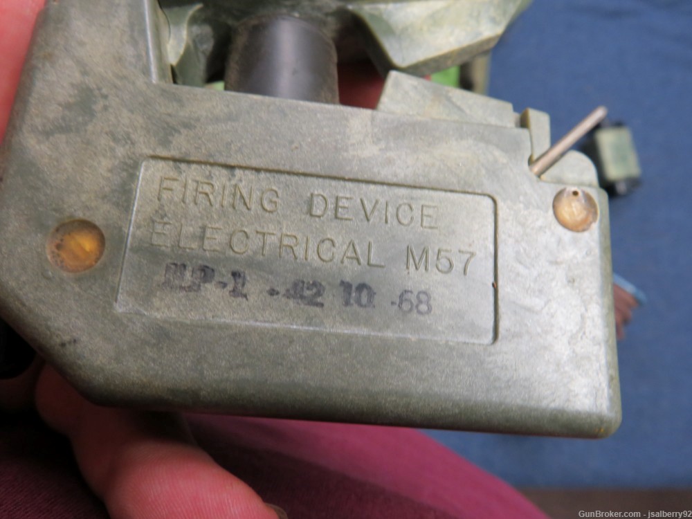 US MILITARY M33 PRACTICE CLAYMORE ANTIPERSONNEL TRAINING MINE -DATED 1990-E-img-15