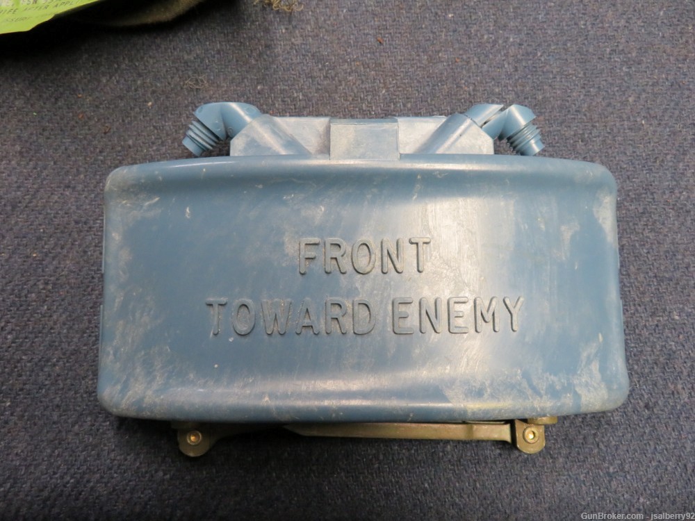 US MILITARY M33 PRACTICE CLAYMORE ANTIPERSONNEL TRAINING MINE -DATED 1990-E-img-1
