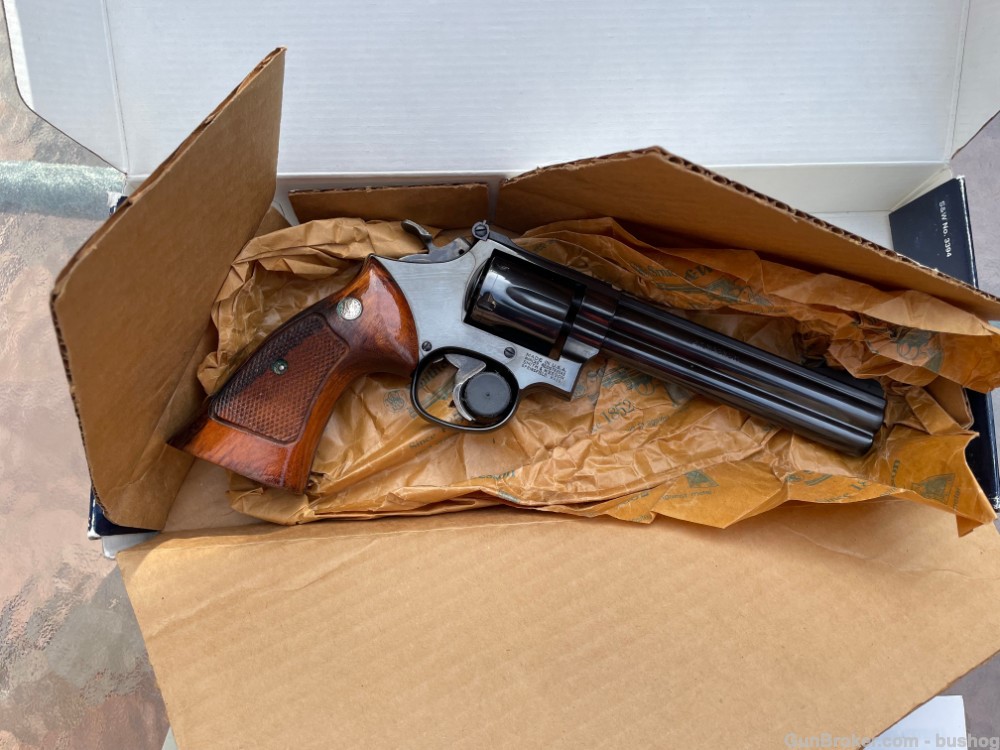 Smith & Wesson Model 16-4 32 H&R Magnum in Box-img-10