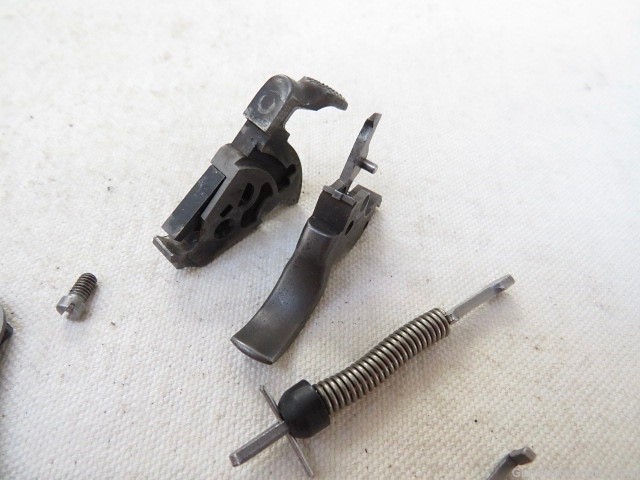 S&W Model 60-14 .357 Revolver Internal Parts Sideplate Hammer Trigger 60-img-4